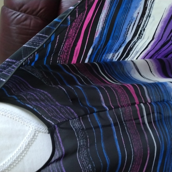 Vince Camuto PS unusual tank/tunic top with a front drape panel.  EUC - Picture 3 of 5